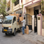 Why More People Are Choosing Mini Goods Carriers for Local Shifting in India